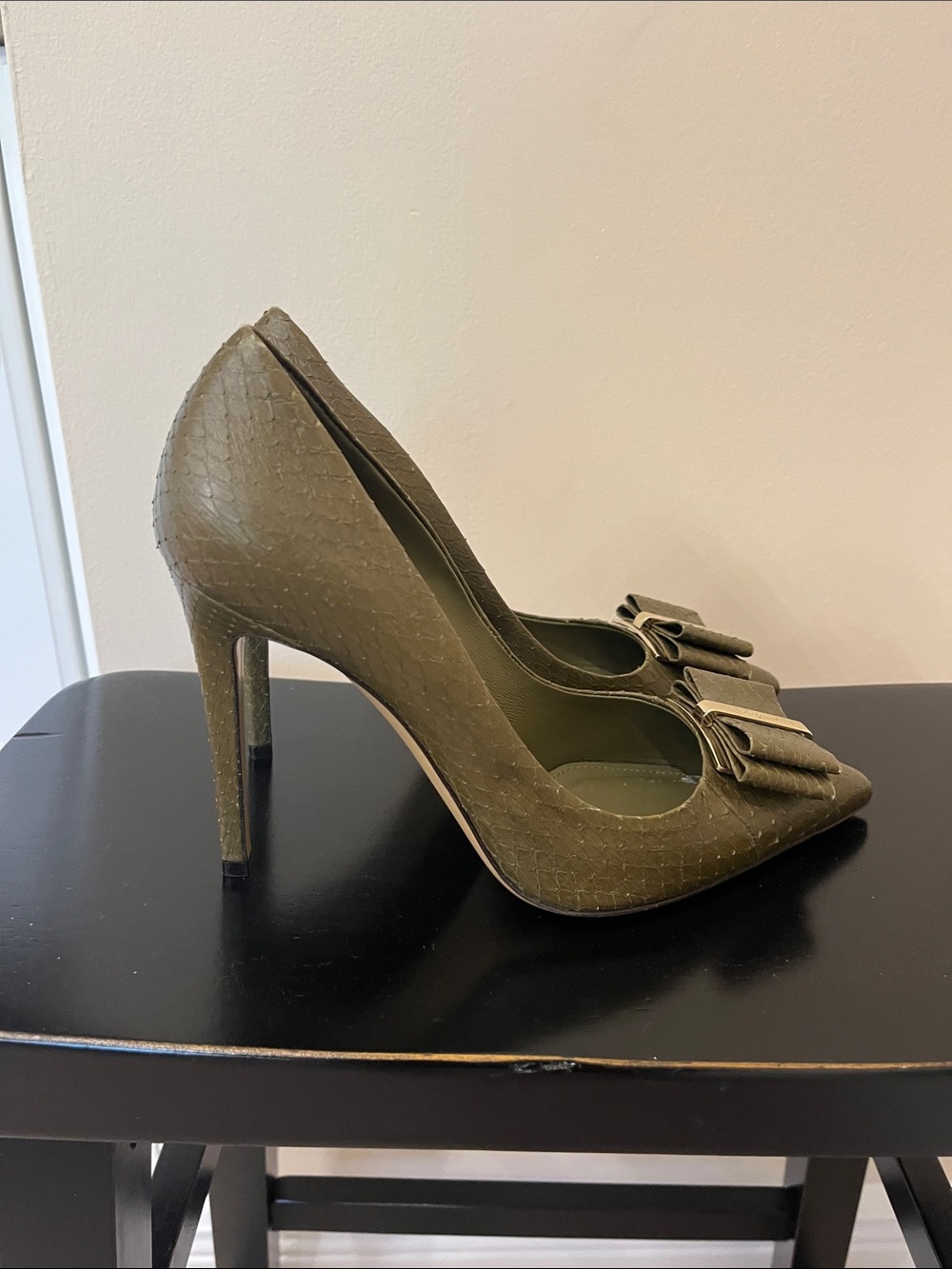 Salvatore Ferragamo Olive Green Pointed Toe Bow Pumps with Gold Accent